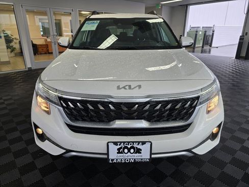 Used 2023 Kia Seltos Nightfall Edition image 8
