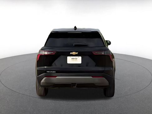 Used 2025 Chevrolet Equinox LT image 12