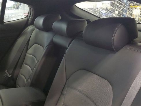 Used 2023 Kia Stinger GT2 image 13