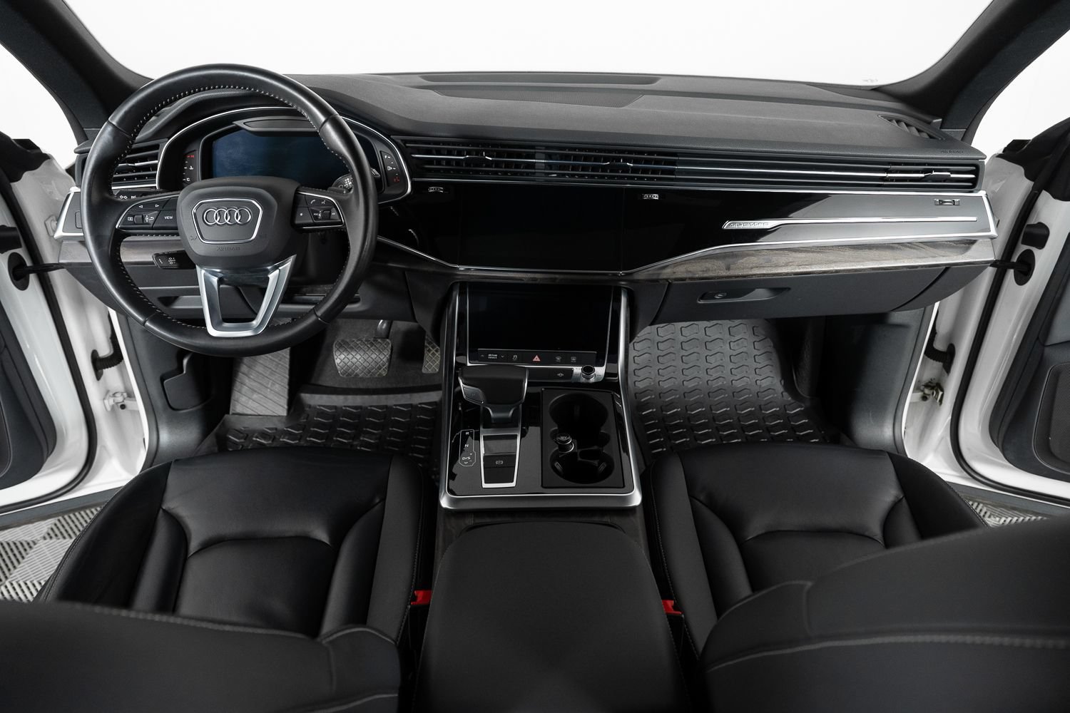 Used 2019 Audi Q8 Premium w/ Convenience Package AWD/4WD image 36