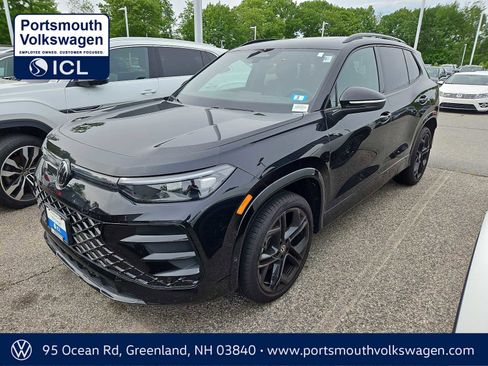Used 2026 Volkswagen Tiguan SE R-Line AWD/4WD image 1