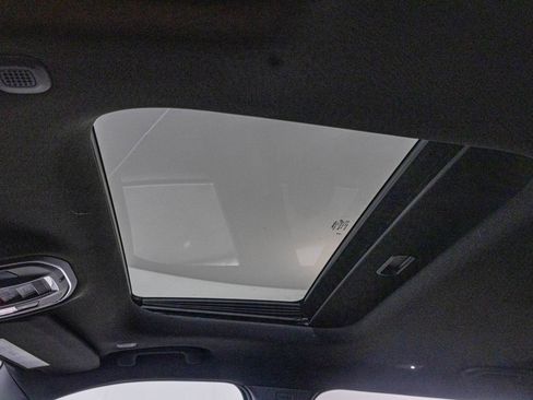 New 2025 Jeep Grand Cherokee L Laredo w/ Luxury Tech Group I image 25