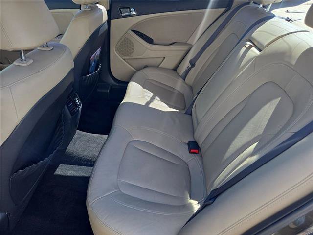 Used 2011 Kia Optima EX w/ Premium Pkg FWD image 18