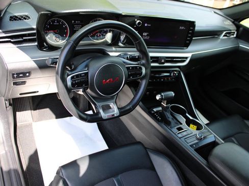 Used 2022 Kia K5 GT-Line FWD image 9