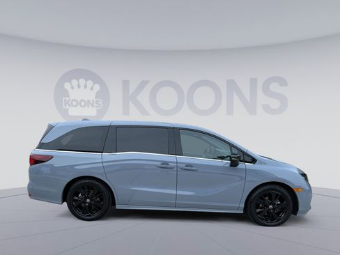 Used 2024 Honda Odyssey Sport image 12