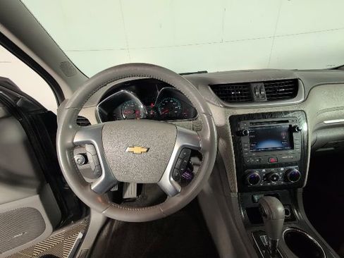 Used 2016 Chevrolet Traverse LT w/ Traveler's Package image 13