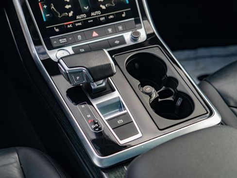 Used 2020 Audi Q7 3.0T Premium Plus image 23