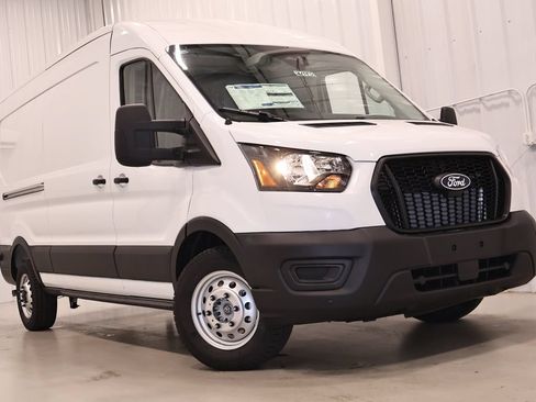 New 2026 Ford Transit 250 148 Medium Roof Extended AWD image 32