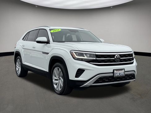 Used 2021 Volkswagen Atlas Cross Sport SE w/ Panoramic Sunroof Package image 1