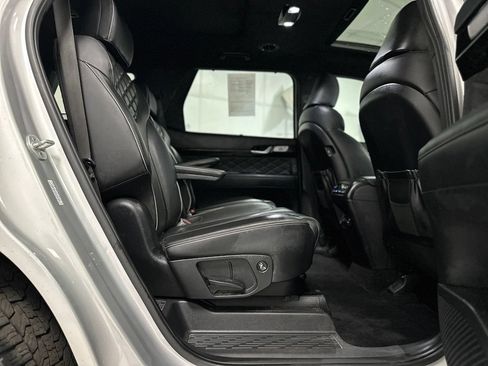 Used 2022 Hyundai Palisade Calligraphy AWD/4WD image 25