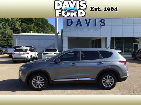 Used 2019 Hyundai Santa Fe SE FWD image 4