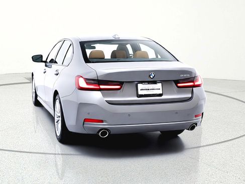 Used 2023 BMW 330i Sedan w/ Driving Assistance Package image 6