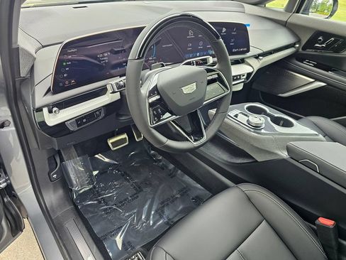 New 2026 Cadillac Optiq Sport 1 AWD/4WD image 19
