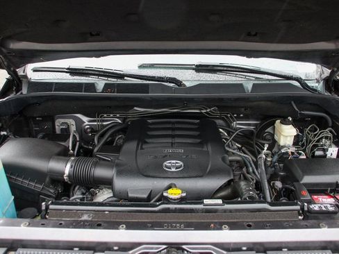 Used 2015 Toyota Tundra SR5 w/ TRD Off Road Package image 11