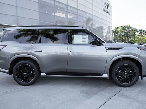 New 2026 INFINITI QX80 4WD w/ Sport Exterior Package image 25