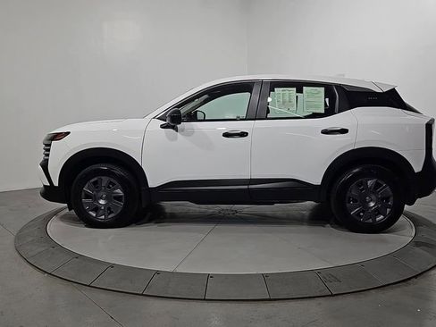 Certified 2025 Nissan Kicks S image 2