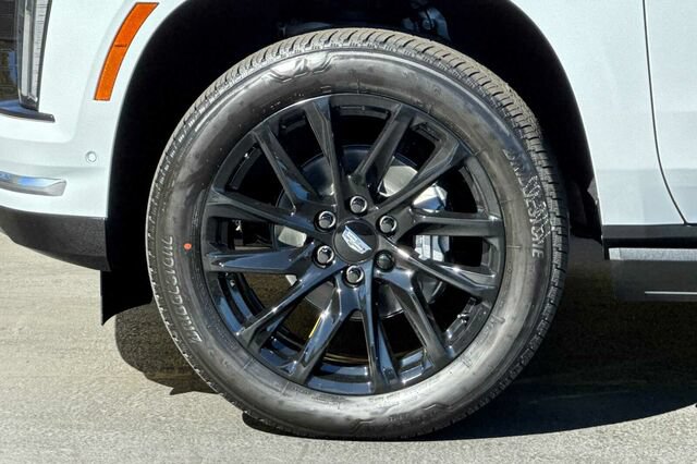New 2026 Cadillac Escalade Luxury w/ Touring Package AWD/4WD image 28