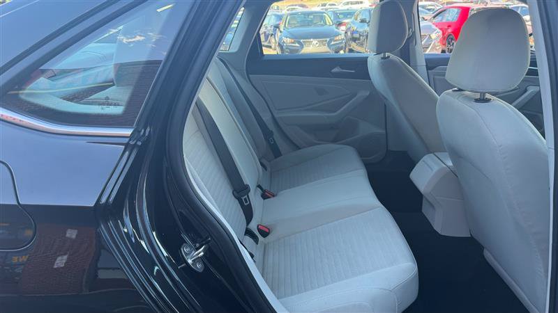 Used 2025 Volkswagen Jetta S FWD image 8