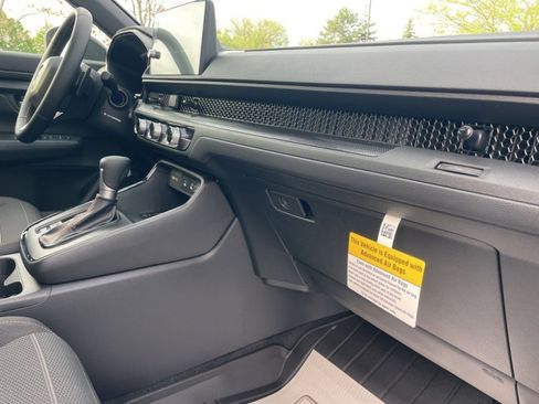 Used 2026 Honda CR-V Sport image 17