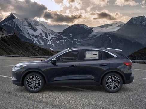 New 2025 Ford Escape Base image 3