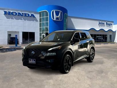 Used 2023 Nissan Rogue SV w/ SV Premium B Package