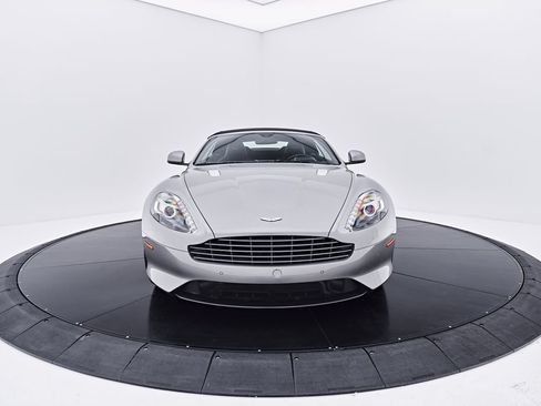 Used 2016 Aston Martin DB9 GT RWD image 22