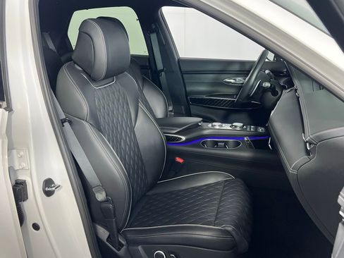 Used 2023 Genesis GV70 3.5T Sport w/ Sport Prestige Package image 35