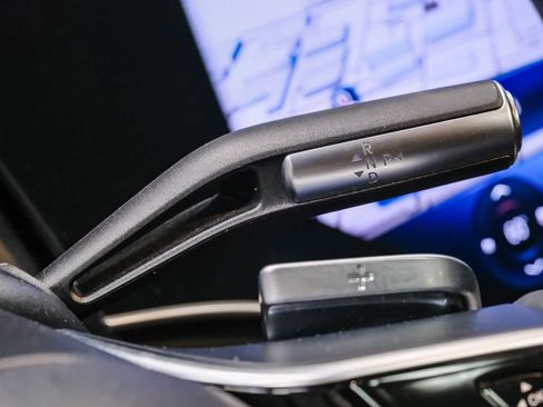 Certified 2023 Mercedes-Benz EQS 580 4MATIC SUV image 17