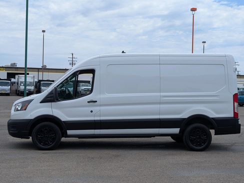 Used 2023 Ford E-Transit Medium Roof RWD image 5