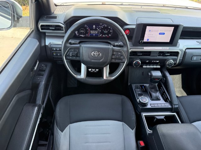 Used 2024 Toyota Tacoma TRD Sport AWD/4WD image 22