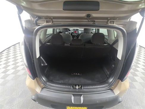 Used 2015 Kia Soul image 16