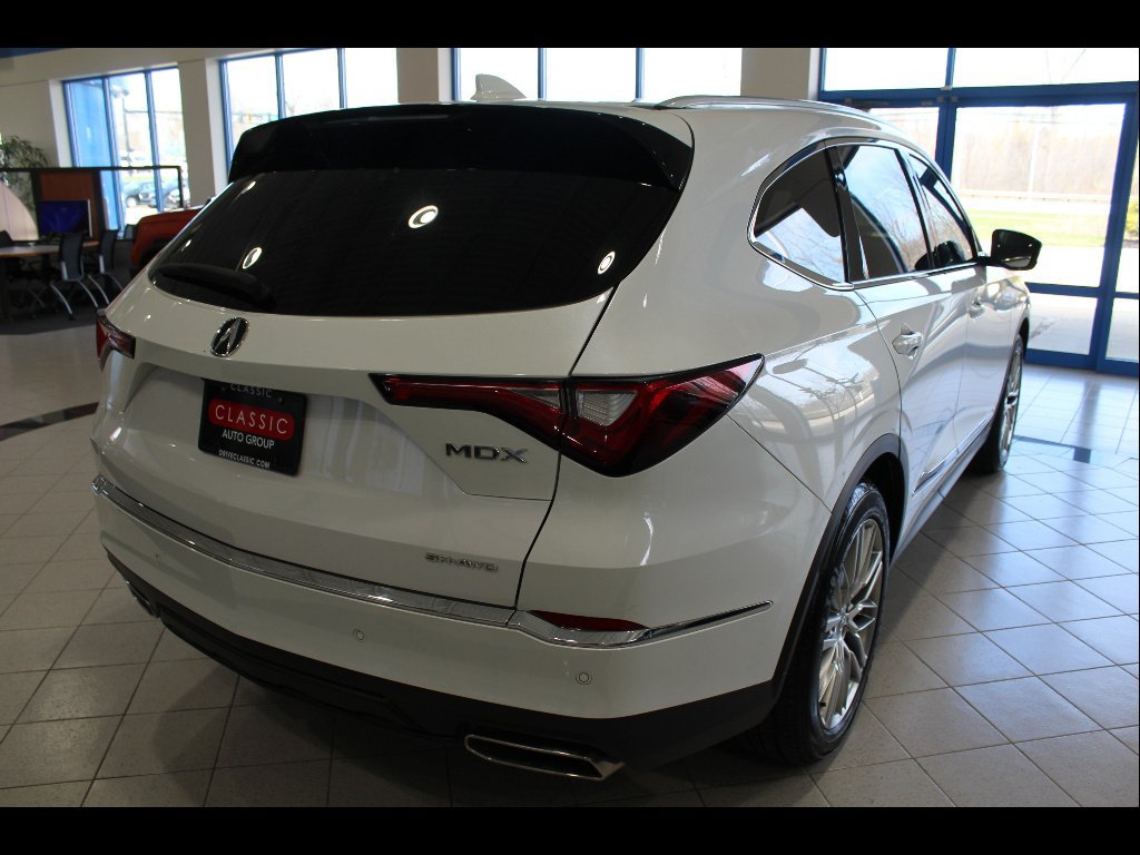 Used 2023 Acura MDX w/ Advance Package AWD/4WD image 5
