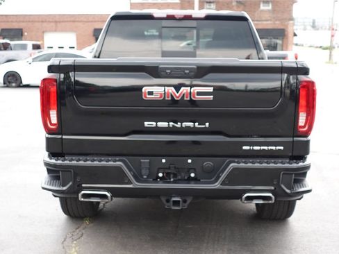 Used 2023 GMC Sierra 1500 Denali w/ Denali Reserve Package AWD/4WD image 10