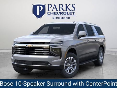 New 2026 Chevrolet Suburban LT w/ Comfort Package image 9