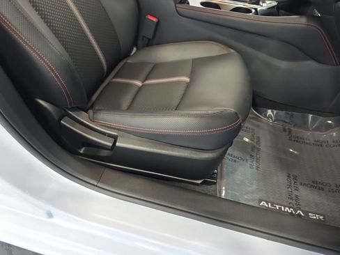Used 2023 Nissan Altima 2.5 SR image 29