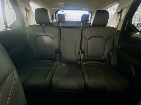 Certified 2023 Honda Pilot Touring image 26
