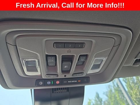 Used 2023 GMC Sierra 1500 Denali w/ Denali Reserve Package AWD/4WD image 10