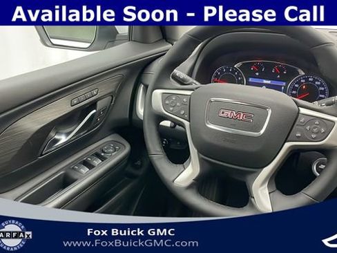 Used 2023 GMC Terrain SLT w/ LPO, Floor Liner Package image 7