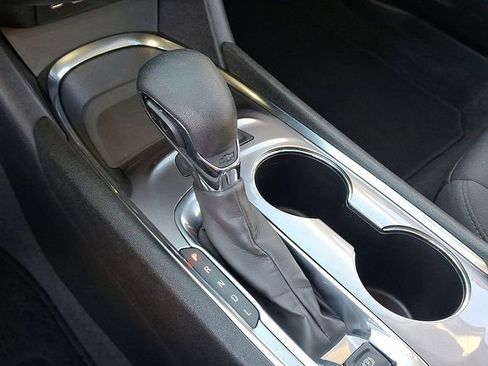 Used 2022 Chevrolet Malibu LT image 15