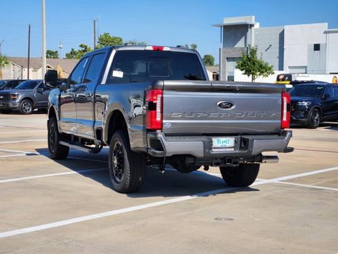 New 2026 Ford F250 Lariat w/ Black Appearance Package AWD/4WD image 4