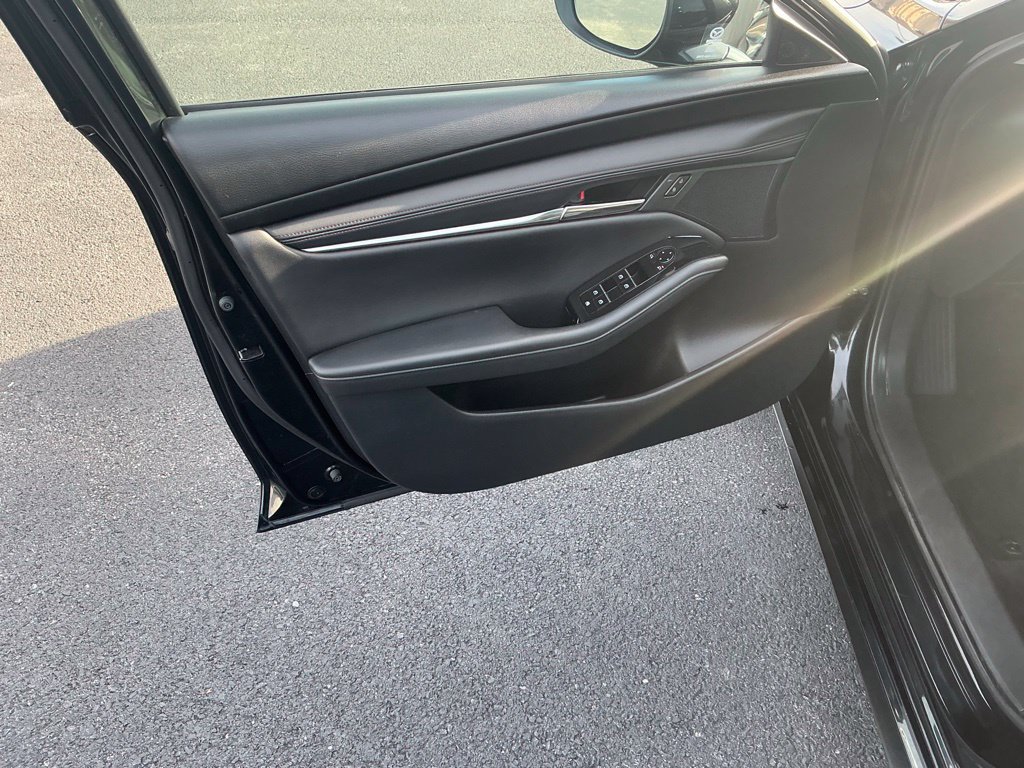 Used 2025 MAZDA MAZDA3 s FWD image 22