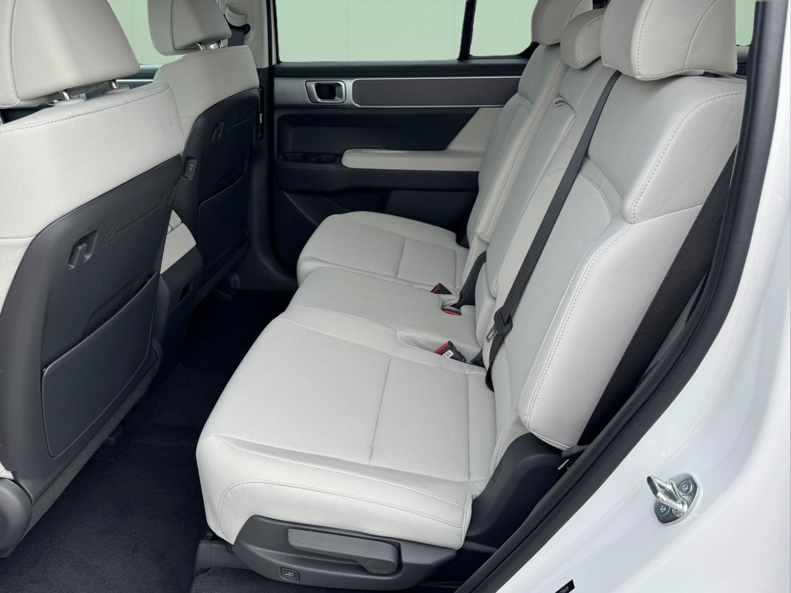 Certified 2026 Hyundai Santa Fe SE AWD/4WD image 10