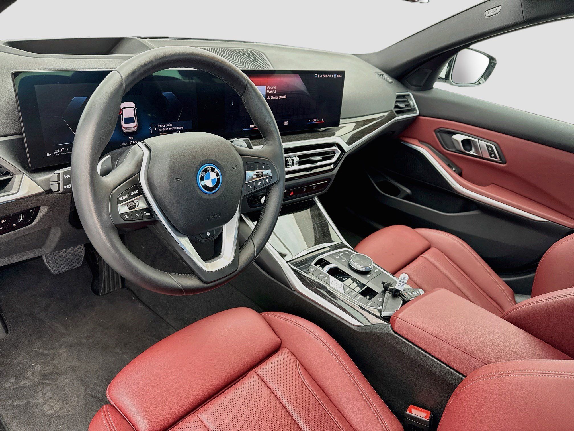 Used 2023 BMW 330e w/ Premium Package RWD image 7