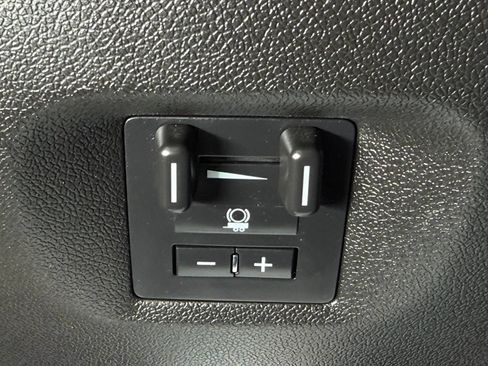 Used 2012 GMC Yukon XL Denali AWD/4WD image 37