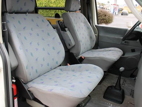 Used 1997 Volkswagen Eurovan Camper FWD image 48