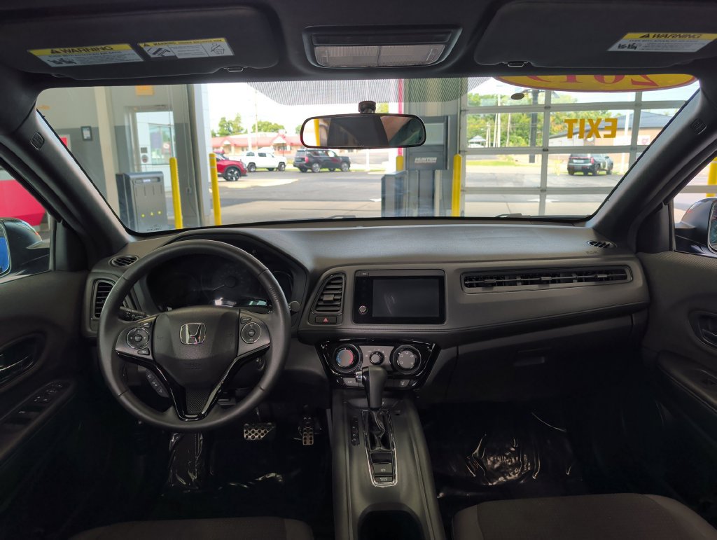 Used 2019 Honda HR-V Sport image 26