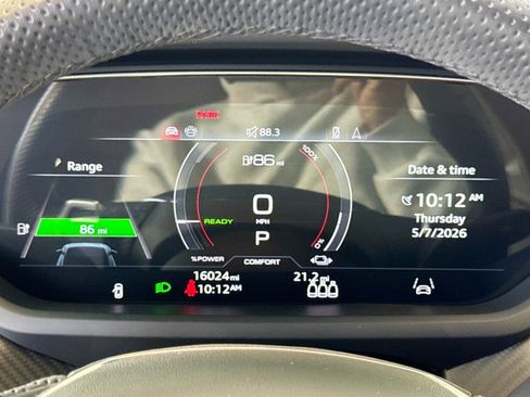 Used 2024 Audi RS e-tron GT AWD/4WD image 12