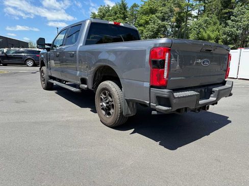 Used 2024 Ford F350 XLT w/ XLT Premium Package AWD/4WD image 8