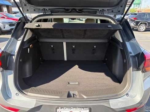 Used 2023 Buick Encore GX Preferred w/ Cold Weather Comfort Package FWD image 15