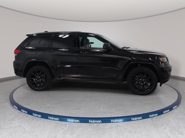 Used 2021 Jeep Grand Cherokee Laredo X AWD/4WD image 5